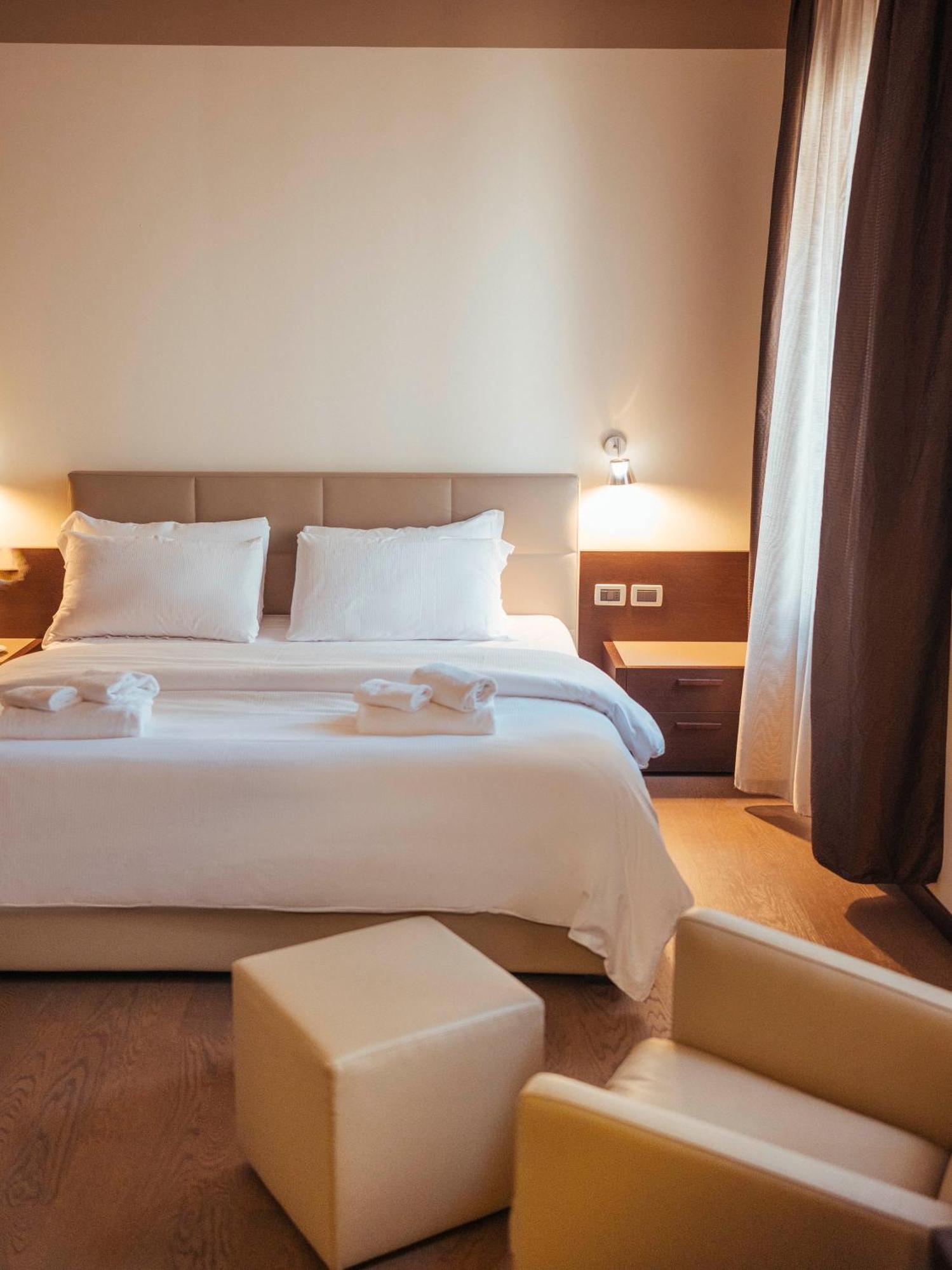 Hotel Palazzo Paradiso Meduna di Livenza Kültér fotó