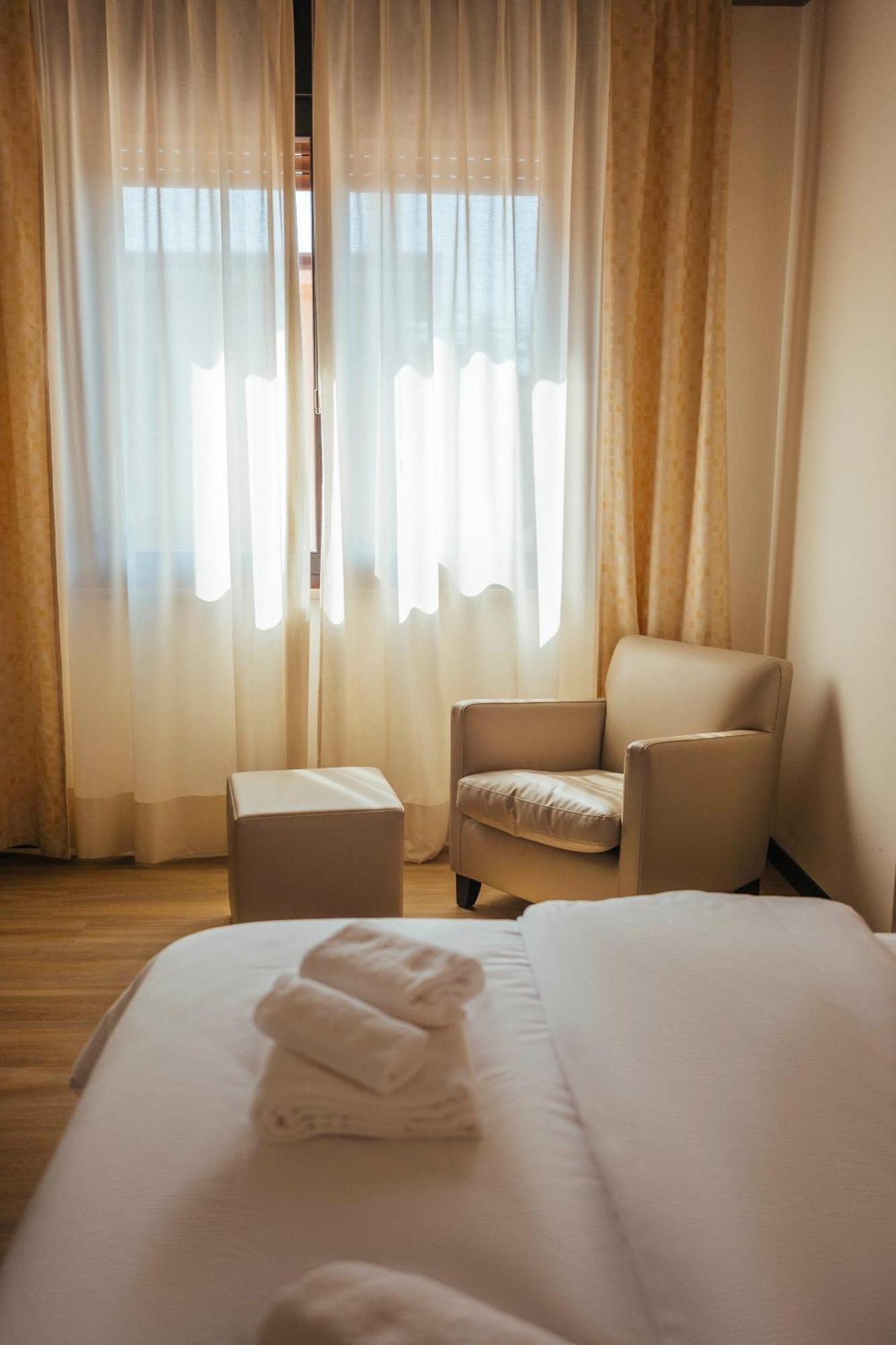 Hotel Palazzo Paradiso Meduna di Livenza Kültér fotó